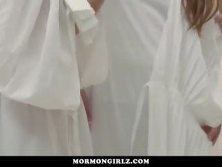 Mormongirlz- dua gadis initiate naik gadis berambut merah alat kemaluan wanita